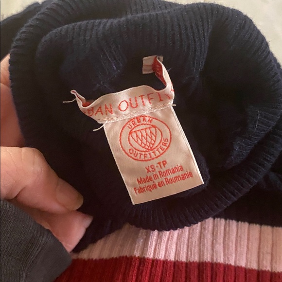Urban outfitters stripped crop turtleneck size XS - Picture 5 of 6